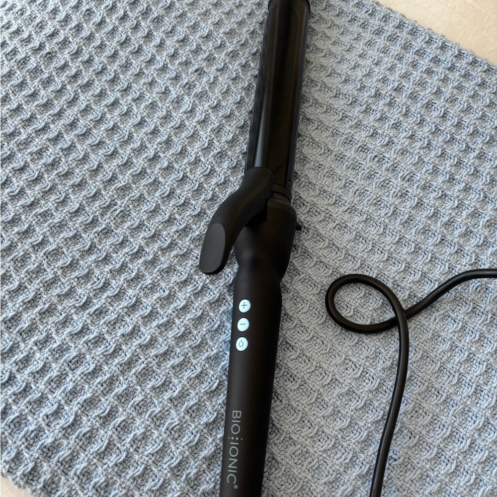 Bio Ionic Black Curling Iron